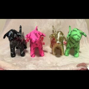 ❤️🛑SOLD🛑❤️Vs Pink Dogs set of 4
